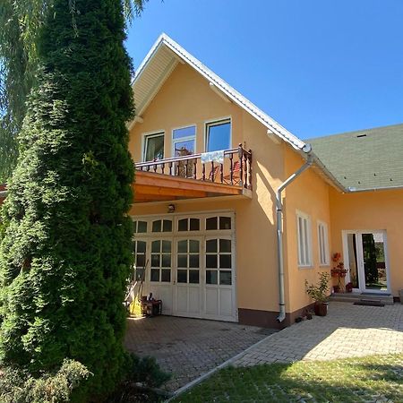 Fuzfa Apartman Joseni  外观 照片